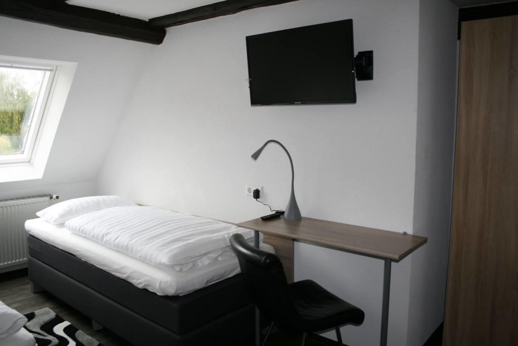 Landhotel Schwarzer Adler Tiefenbronn Dış mekan fotoğraf